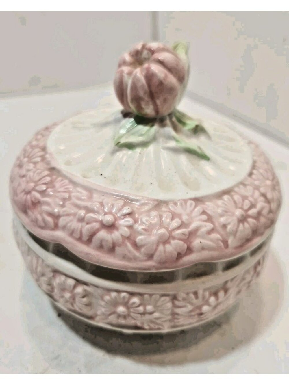 Vtg Porcelain Pink Rose Floral Round Trinket Dish Made in Japan Pink Green